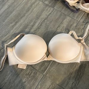 nude victoria’s secret push up bra
